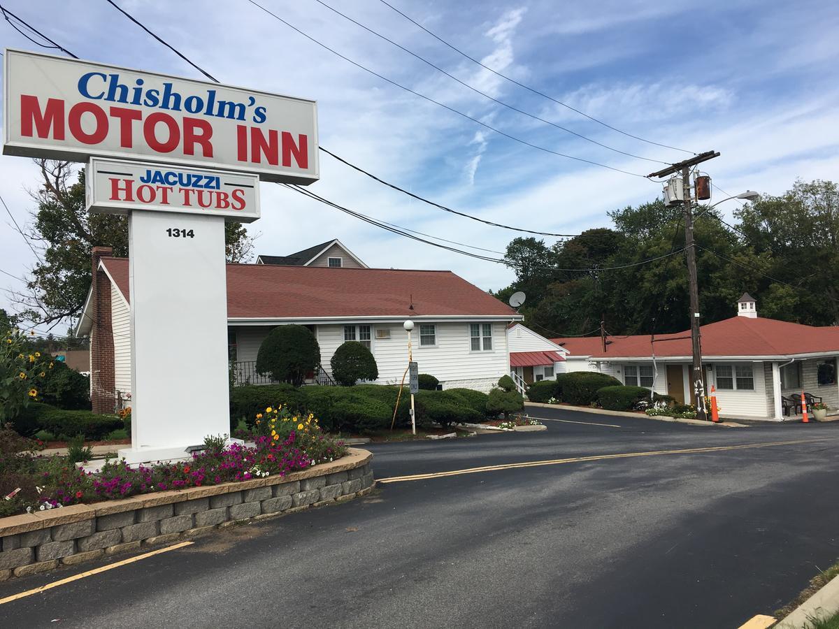 Chisholm'S Motor Inn Saugus Exteriör bild